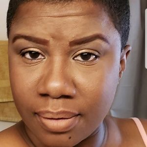 Meet your Posher, Christa